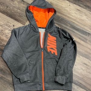 Boy’s Nike Zip up hoodie. Size 7